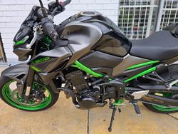 2023 Kawasaki Z900 (ZR900) Black