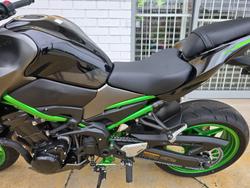 2023 Kawasaki Z900 (ZR900) Black