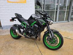 2023 Kawasaki Z900 (ZR900) Black