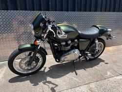 2012 Triumph THRUXTON 900 GREEN
