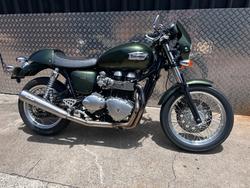 Triumph Thruxton 900