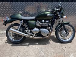 2012 Triumph THRUXTON 900 GREEN
