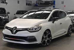 2016 Renault Clio R.S. 220 Trophy IV B98 Frost White