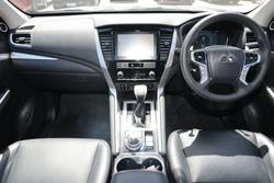 2023 Mitsubishi Pajero Sport GSR