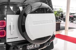 2025 Land Rover Defender 110 D350 X-Dynamic SE