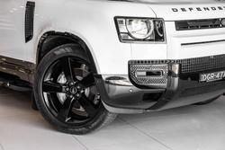 2025 Land Rover Defender 110 D350 X-Dynamic SE