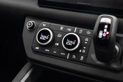 2025 Land Rover Defender 110 D350 X-Dynamic SE