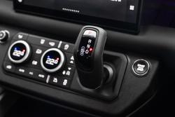 2025 Land Rover Defender 110 D350 X-Dynamic SE