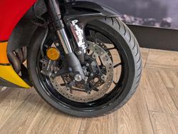 2013 Honda CBR1000RR (FIREBLADE) RED