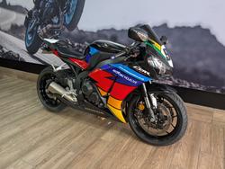 2013 Honda CBR1000RR (FIREBLADE) RED