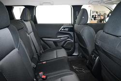 2024 Mitsubishi Outlander ES