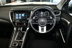 2025 Mitsubishi Pajero Sport GLX