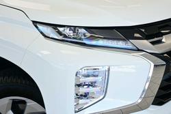 2025 Mitsubishi Pajero Sport GLX