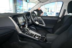 2025 Mitsubishi Pajero Sport GLX