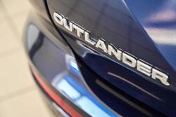 2024 Mitsubishi Outlander ES