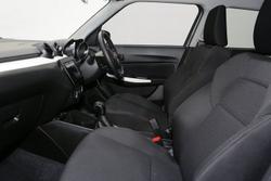 2021 Suzuki Swift GL Navigator