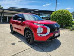 2023 Mitsubishi Outlander LS Black Edition