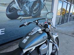 2011 Suzuki VL800T (BOULEVARD C50T) White
