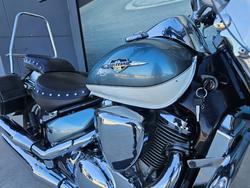 2011 Suzuki VL800T (BOULEVARD C50T) White