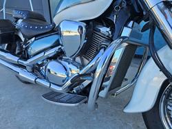 2011 Suzuki VL800T (BOULEVARD C50T) White
