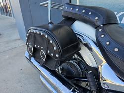 2011 Suzuki VL800T (BOULEVARD C50T) White