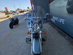 2011 Suzuki VL800T (BOULEVARD C50T) White