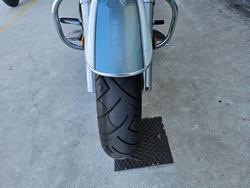 2011 Suzuki VL800T (BOULEVARD C50T) White