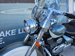 2011 Suzuki VL800T (BOULEVARD C50T) White