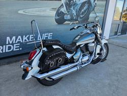 2011 Suzuki VL800T (BOULEVARD C50T) White