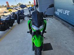 2022 Kawasaki Z400 Green