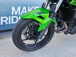 2022 Kawasaki Z400 Green