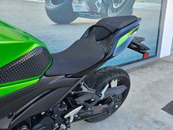 2022 Kawasaki Z400 Green