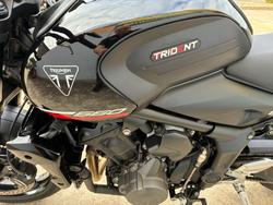 2025 Triumph TRIDENT 660 Black
