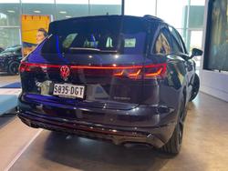 2025 Volkswagen Touareg R