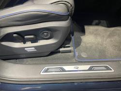 2025 Volkswagen Touareg R