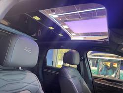 2025 Volkswagen Touareg R