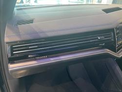 2025 Volkswagen Touareg R