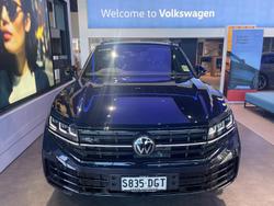 2025 Volkswagen Touareg R