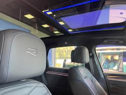 2025 Volkswagen Touareg R