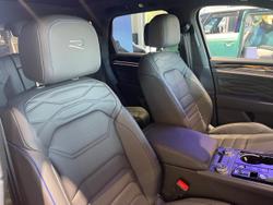 2025 Volkswagen Touareg R