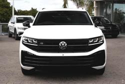2025 Volkswagen Touareg R
