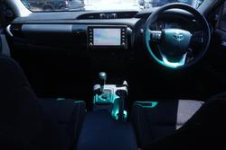 2023 Toyota Hilux SR