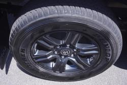 2023 Toyota Hilux SR