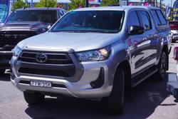 2023 Toyota Hilux SR