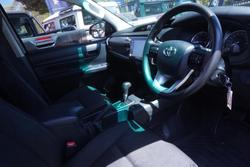 2023 Toyota Hilux SR