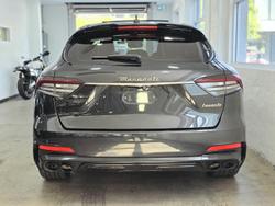 2022 Maserati Levante Modena