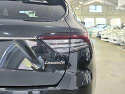 2022 Maserati Levante Modena