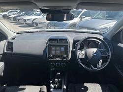 2022 Mitsubishi ASX ES