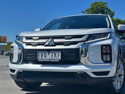 2022 Mitsubishi ASX ES