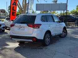 2017 Mitsubishi Outlander LS Safety Pack ZK MY17 4X4 On Demand White